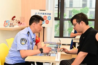 公益心連心 寶山青年服務(wù)隊伴您暢行無憂，專業(yè)出入境服務(wù)就在身邊