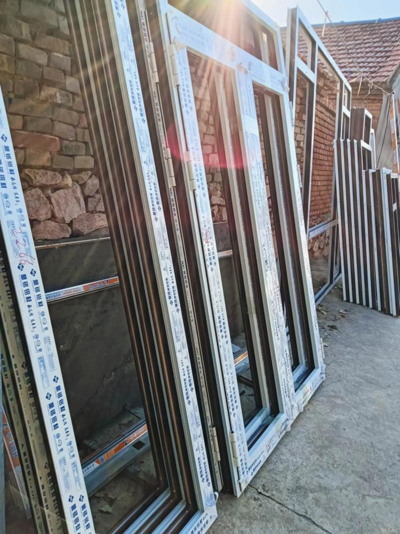 車(chē)間紀(jì)實(shí) 斷橋鋁中空推拉窗的制作之旅